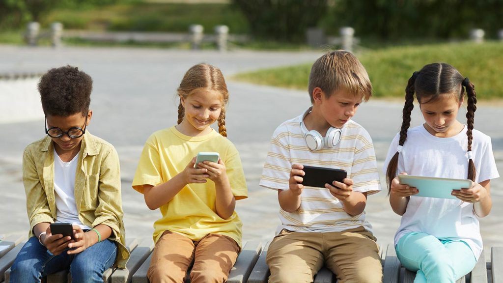 Redes sociais e desenvolvimento cognitivo